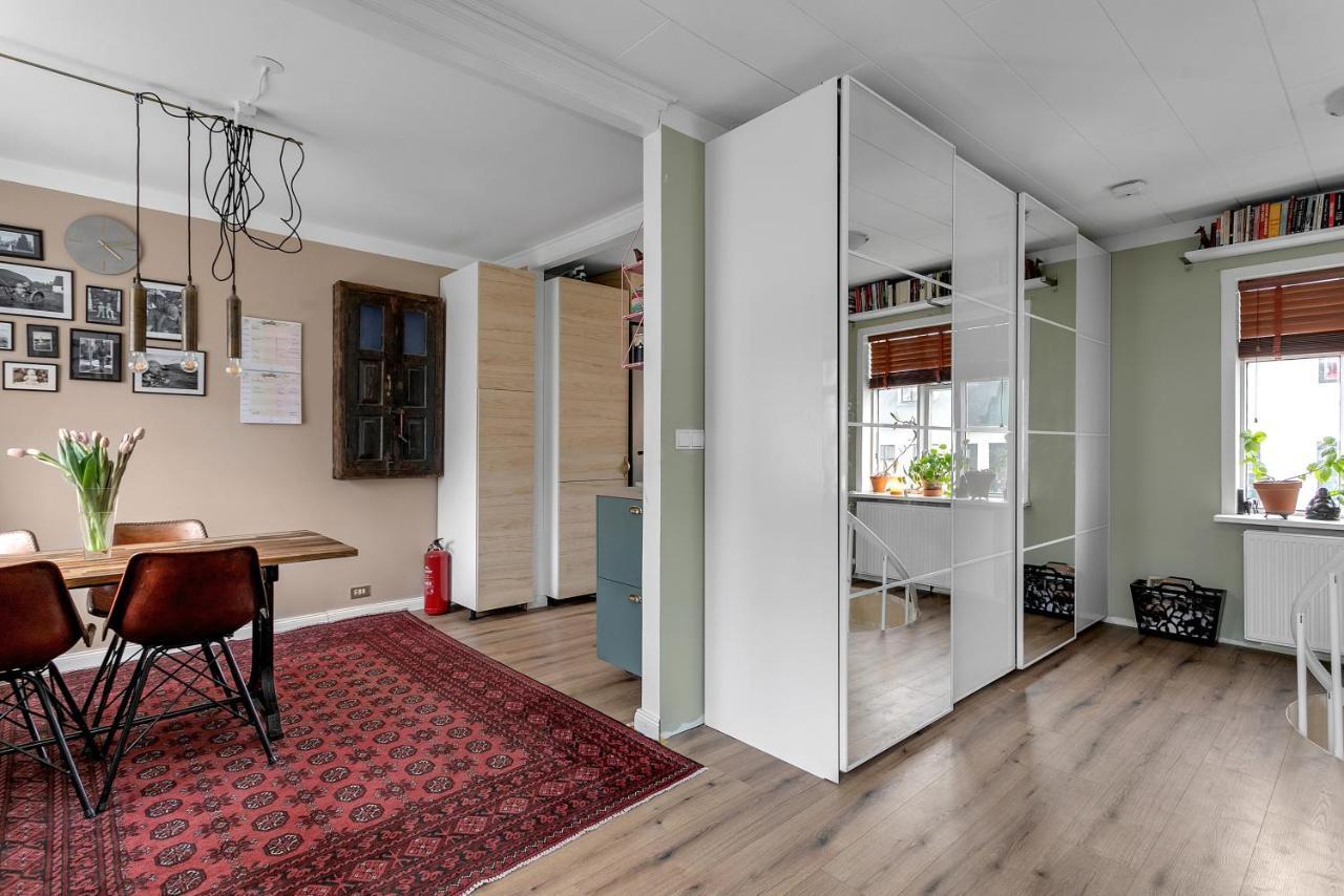Spacious, Cozy & Family Friendly House Apartment